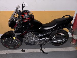 二手豪爵铃木骊驰 GW250