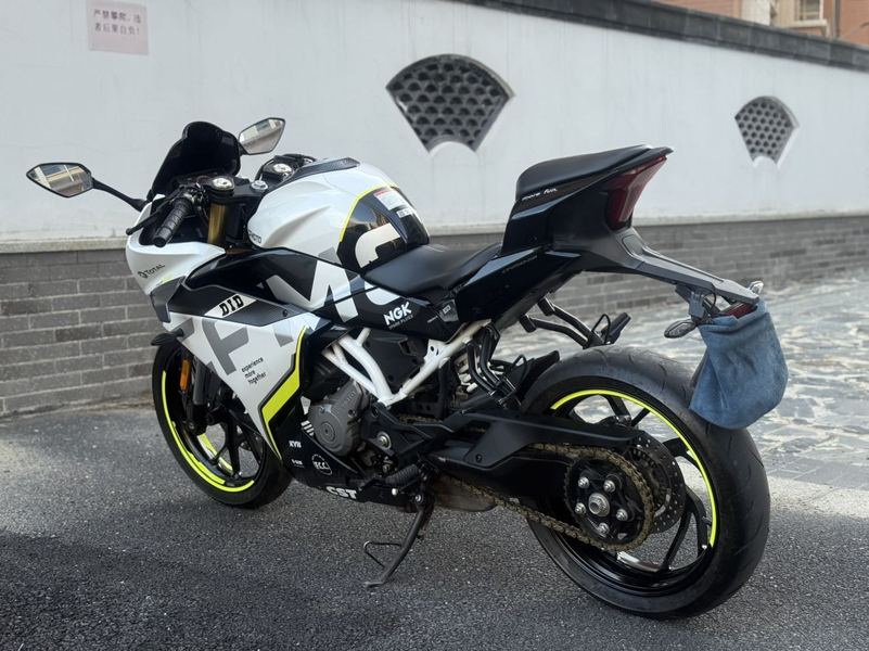 二手春风250SR