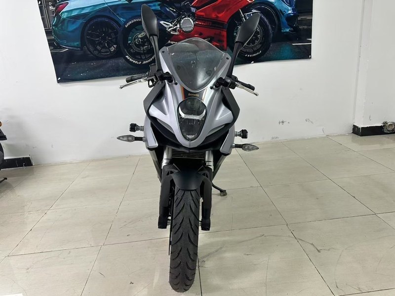 二手贝纳利龙卷风 Tornado 252R