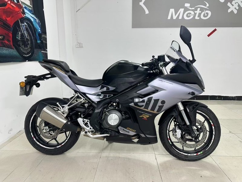 二手贝纳利龙卷风 Tornado 252R