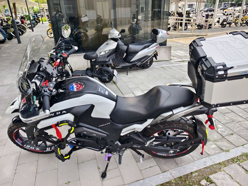 二手五羊本田猛鸷 CB190X