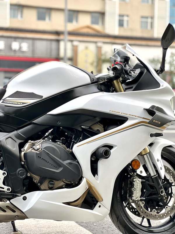 二手QJMOTOR赛800