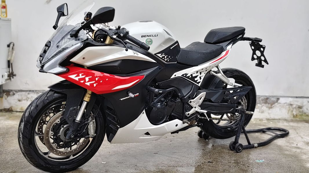 二手贝纳利龙卷风 Tornado 552R
