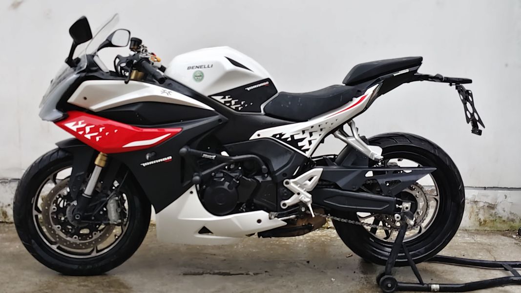 二手贝纳利龙卷风 Tornado 552R