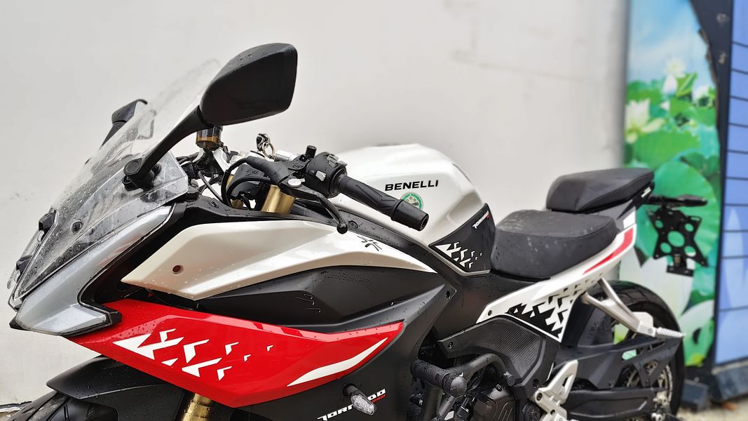 二手贝纳利龙卷风 Tornado 552R