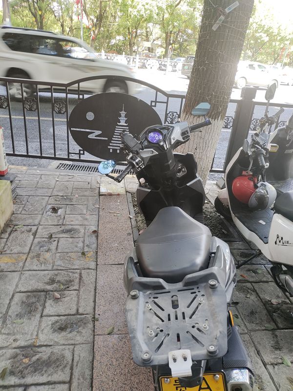 二手新大洲本田裂行 RX125Fi