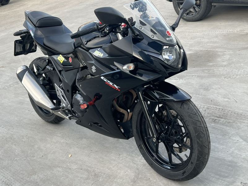 二手豪爵铃木GSX250R
