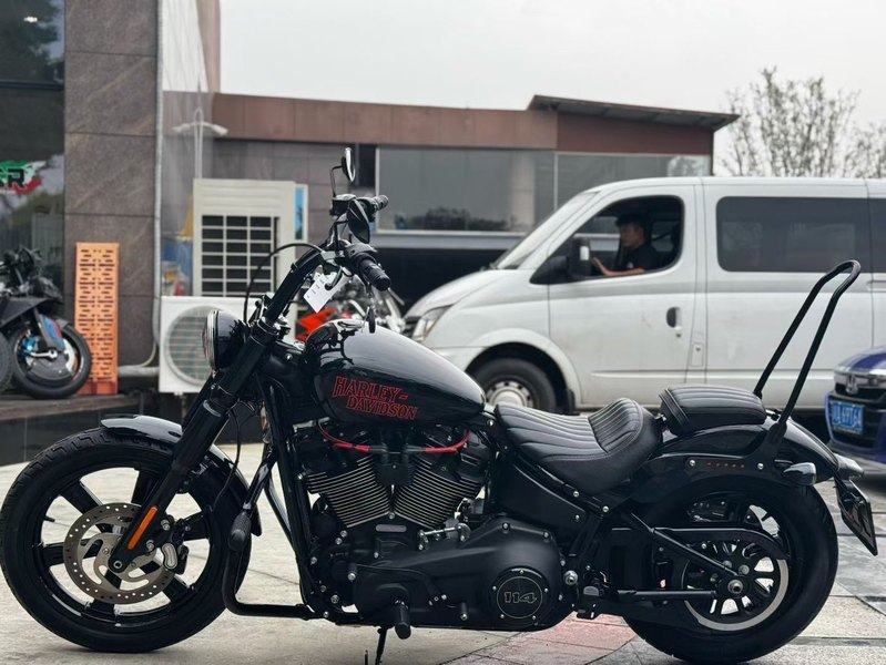 二手哈雷戴维森街霸 Street Bob