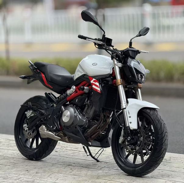 二手贝纳利蓝宝龙 BN302S
