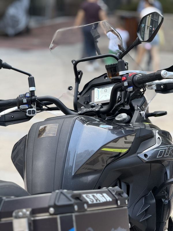 二手贝纳利金鹏 TRK502