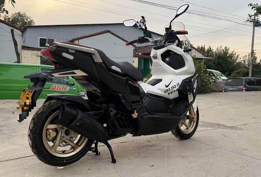 二手三阳哈士奇 Husky ADV150