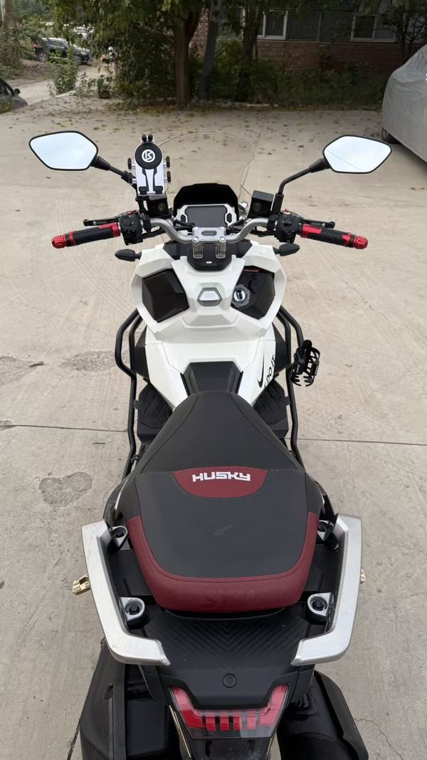 二手三阳哈士奇 Husky ADV150