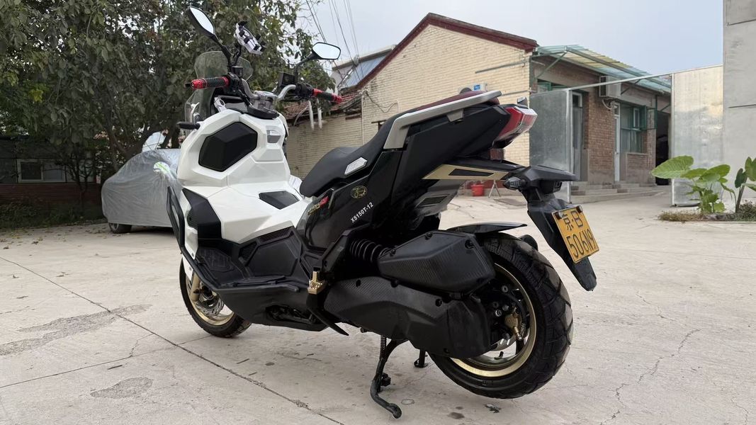 二手三阳哈士奇 Husky ADV150