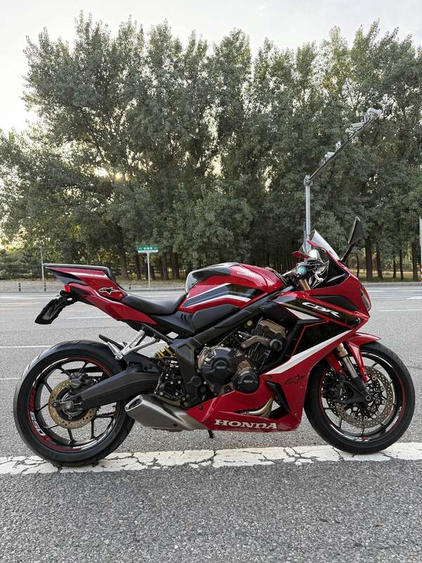 二手本田CBR650R