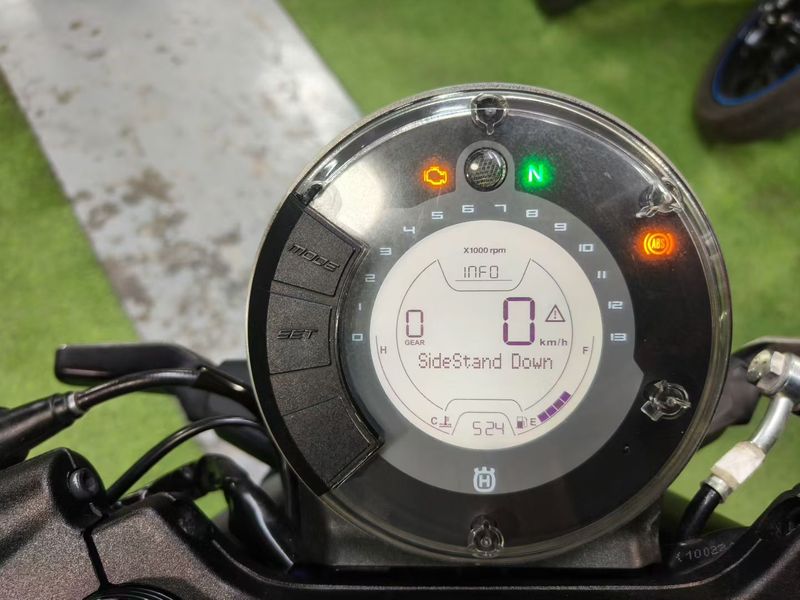 二手HUSQVARNA白箭 401