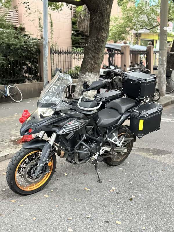 二手贝纳利TRK552