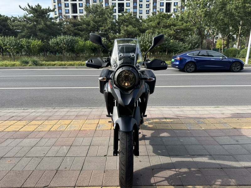 二手豪爵铃木DL250