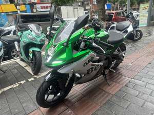 二手贝纳利龙卷风 Tornado 252R