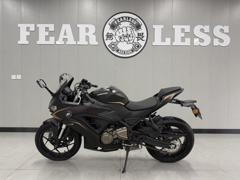 二手QJMOTOR赛250