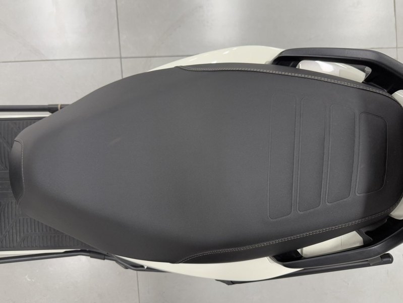 二手QJMOTOR鸿150RS