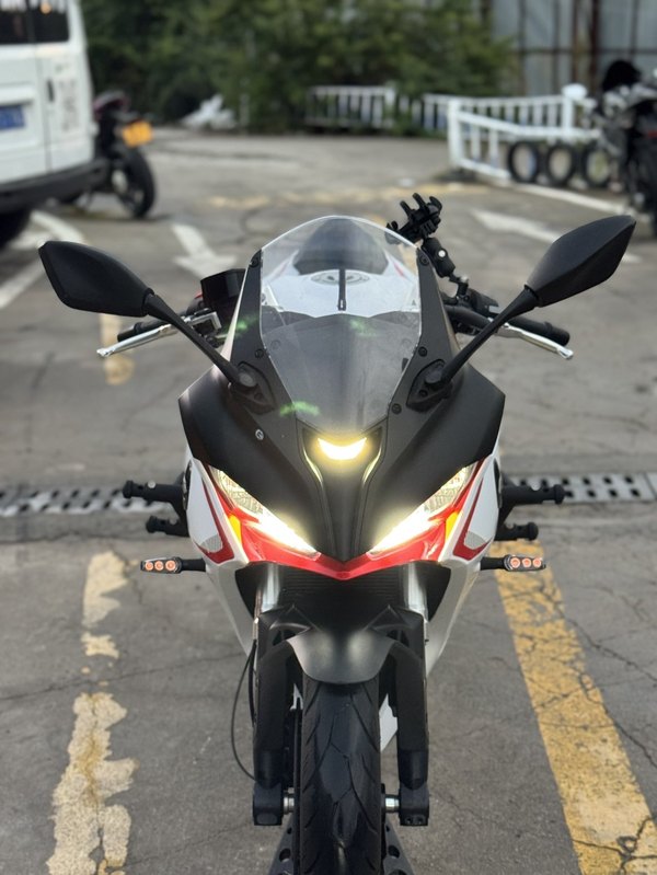 二手QJMOTOR赛250