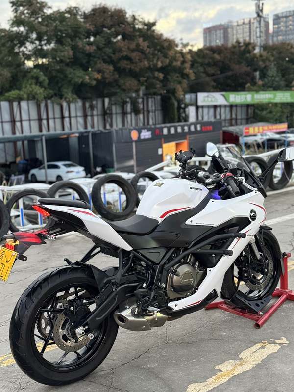 二手QJMOTOR赛250
