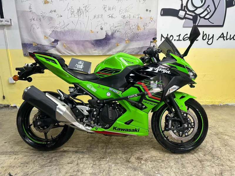 二手川崎Ninja 400