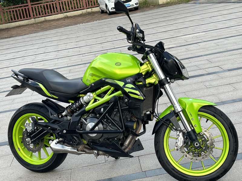 二手贝纳利蓝宝龙 BN302S