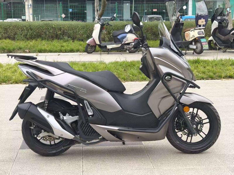 二手QJMOTOR鸿150
