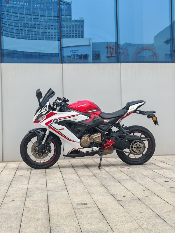 二手QJMOTOR赛400