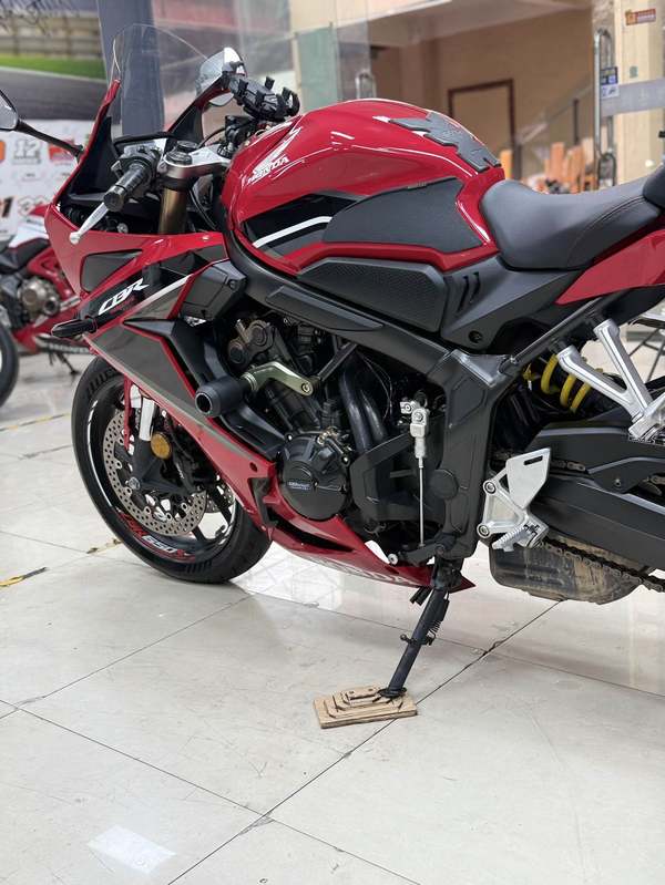 二手本田CBR650R