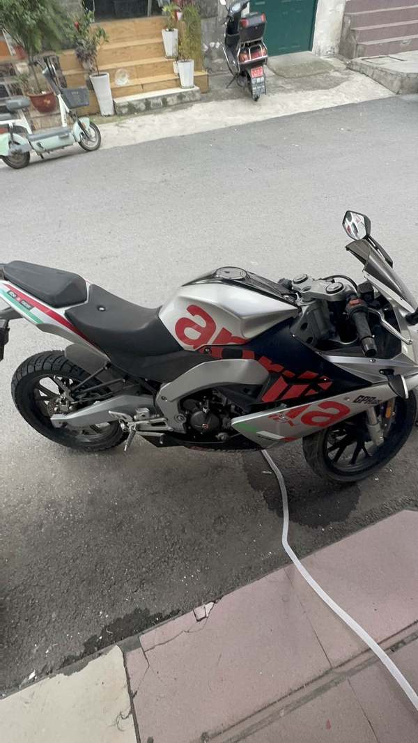 二手宗申阿普利亚GPR150R