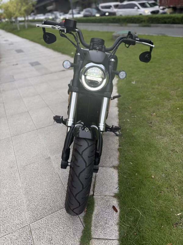 二手QJMOTOR闪300