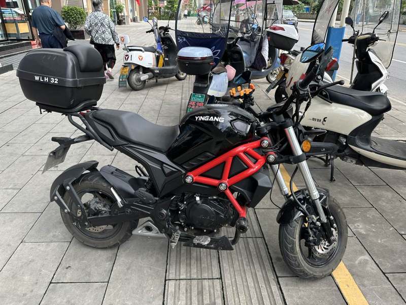 二手银钢小怪兽150