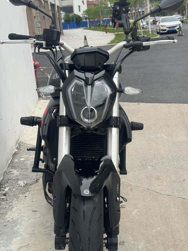 二手贝纳利蓝宝龙 BN302S