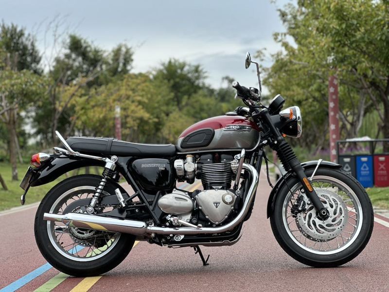 二手凯旋Bonneville T120