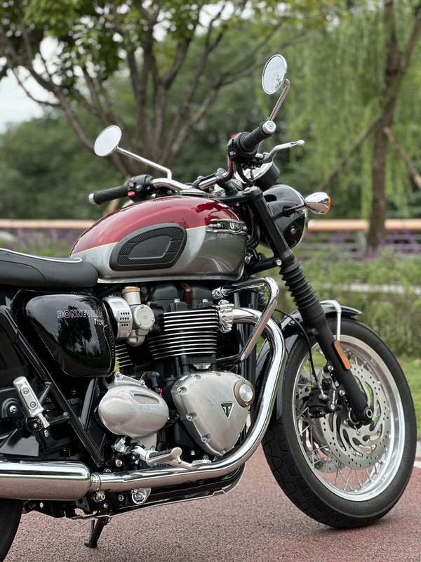 二手凯旋Bonneville T120