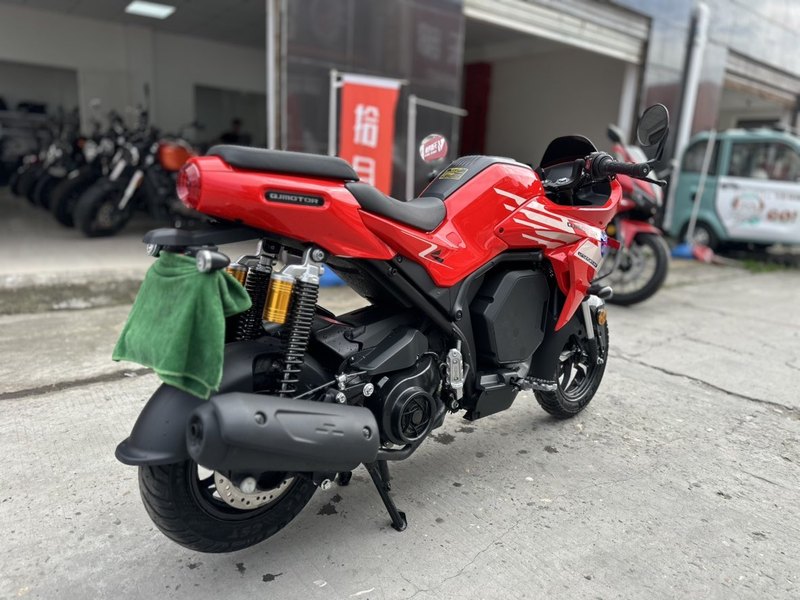 二手QJMOTOR小飞侠