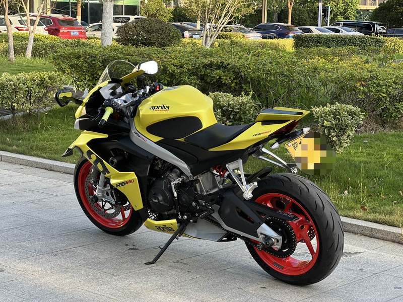 二手阿普利亚RS 660 