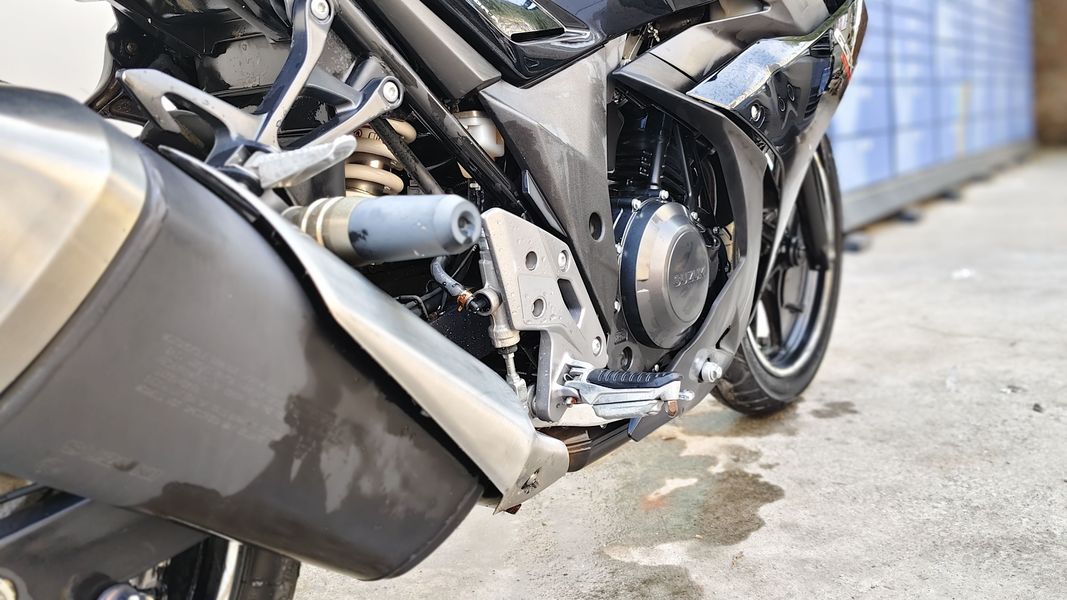 二手豪爵铃木GSX250R