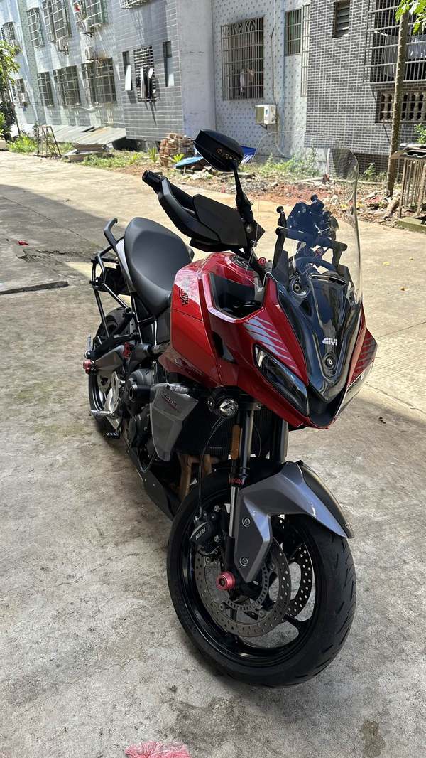 二手凯旋Tiger Sport 660