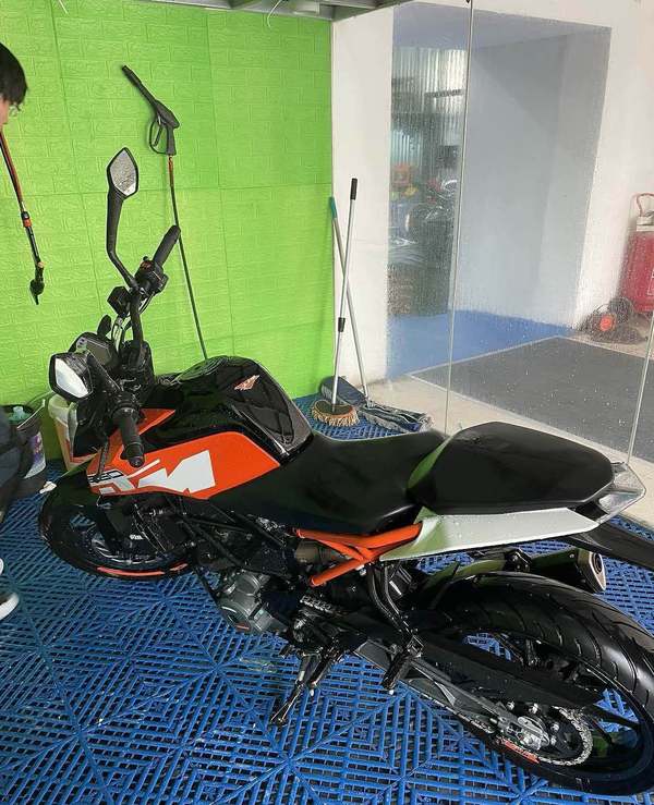 二手KTMR2R250 Duke