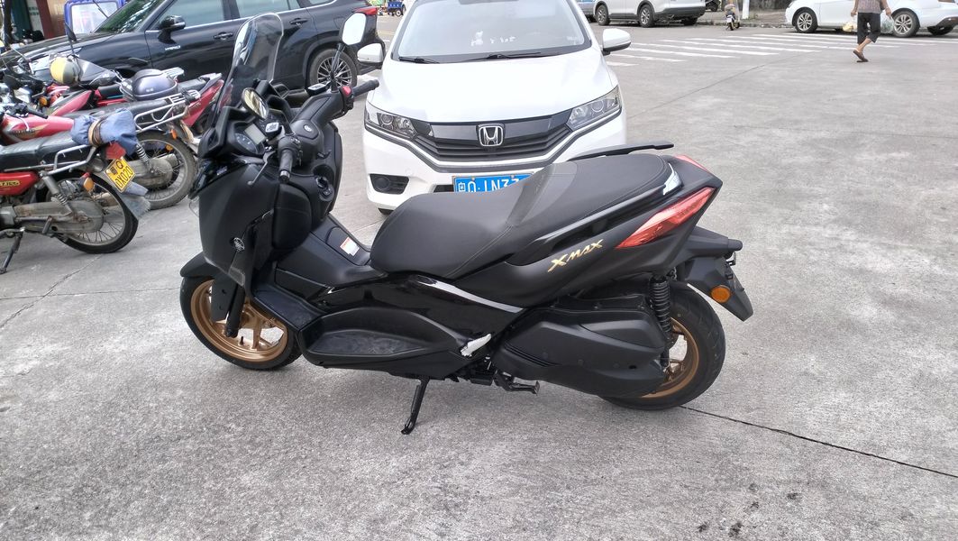 二手雅马哈XMAX