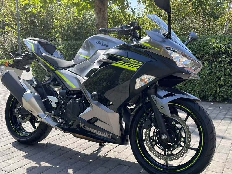 二手川崎Ninja 400