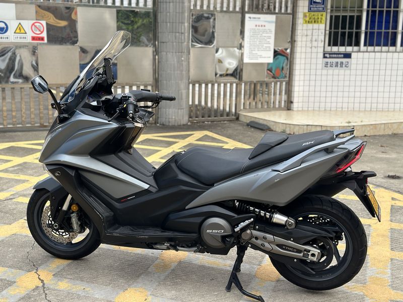 二手光阳AK550