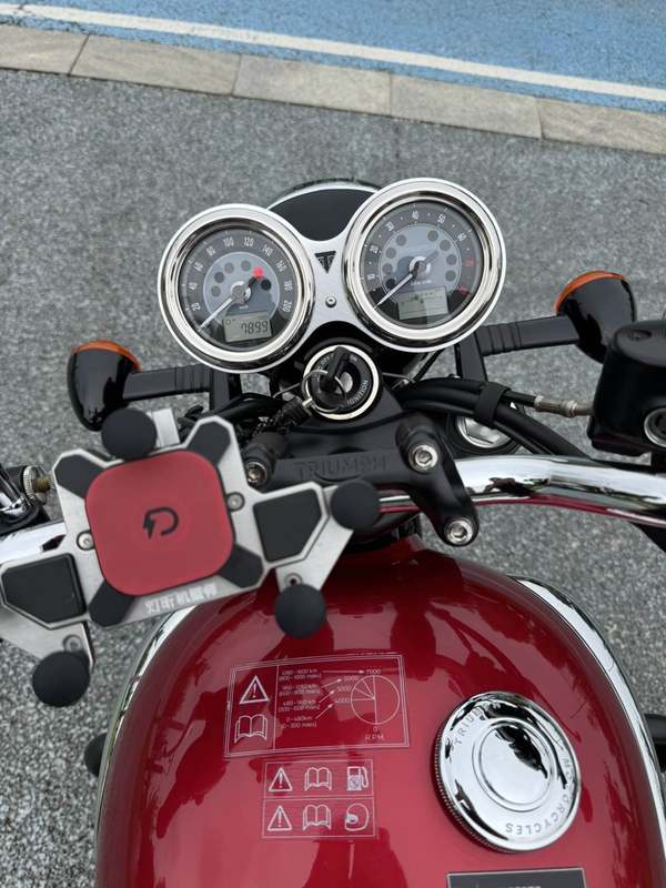 二手凯旋Bonneville T100