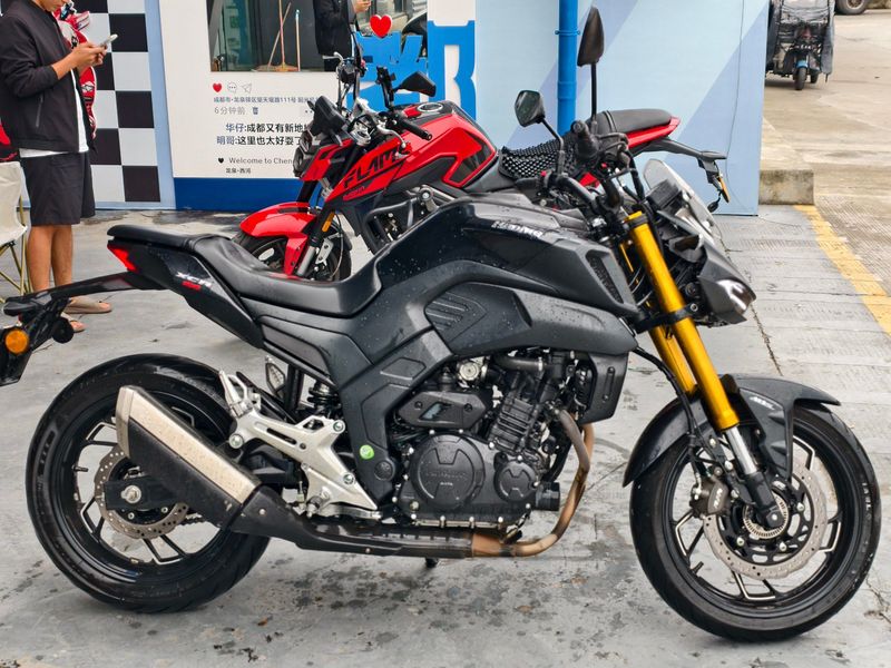 二手豪爵XCR300