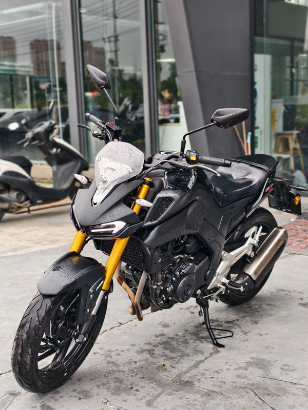 二手豪爵XCR300