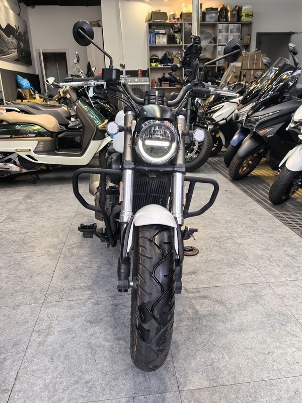 二手QJMOTOR闪300