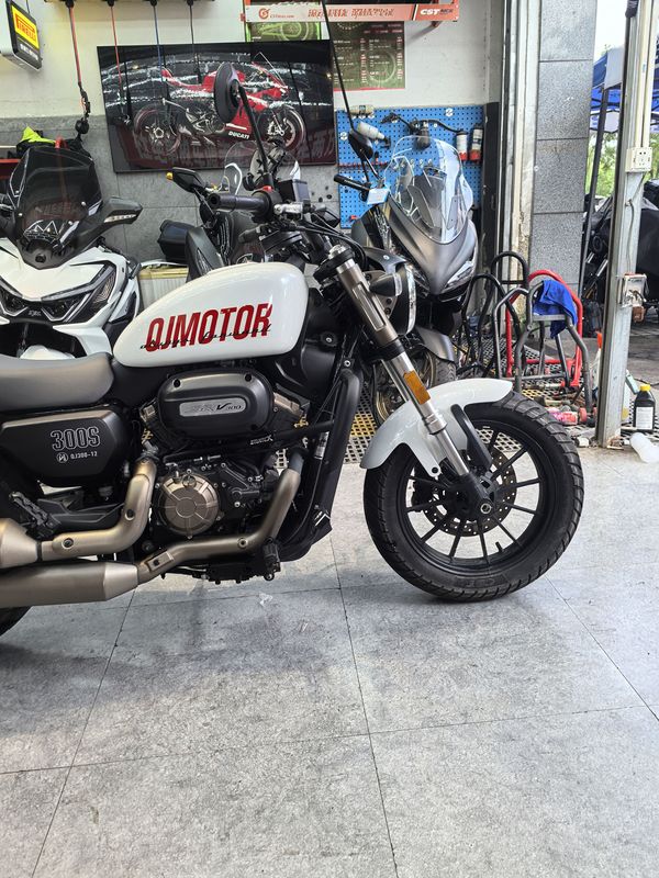 二手QJMOTOR闪300
